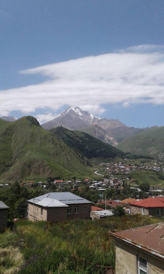 Lia Khaikashvili Guest House Kazbegi Eksteriør billede