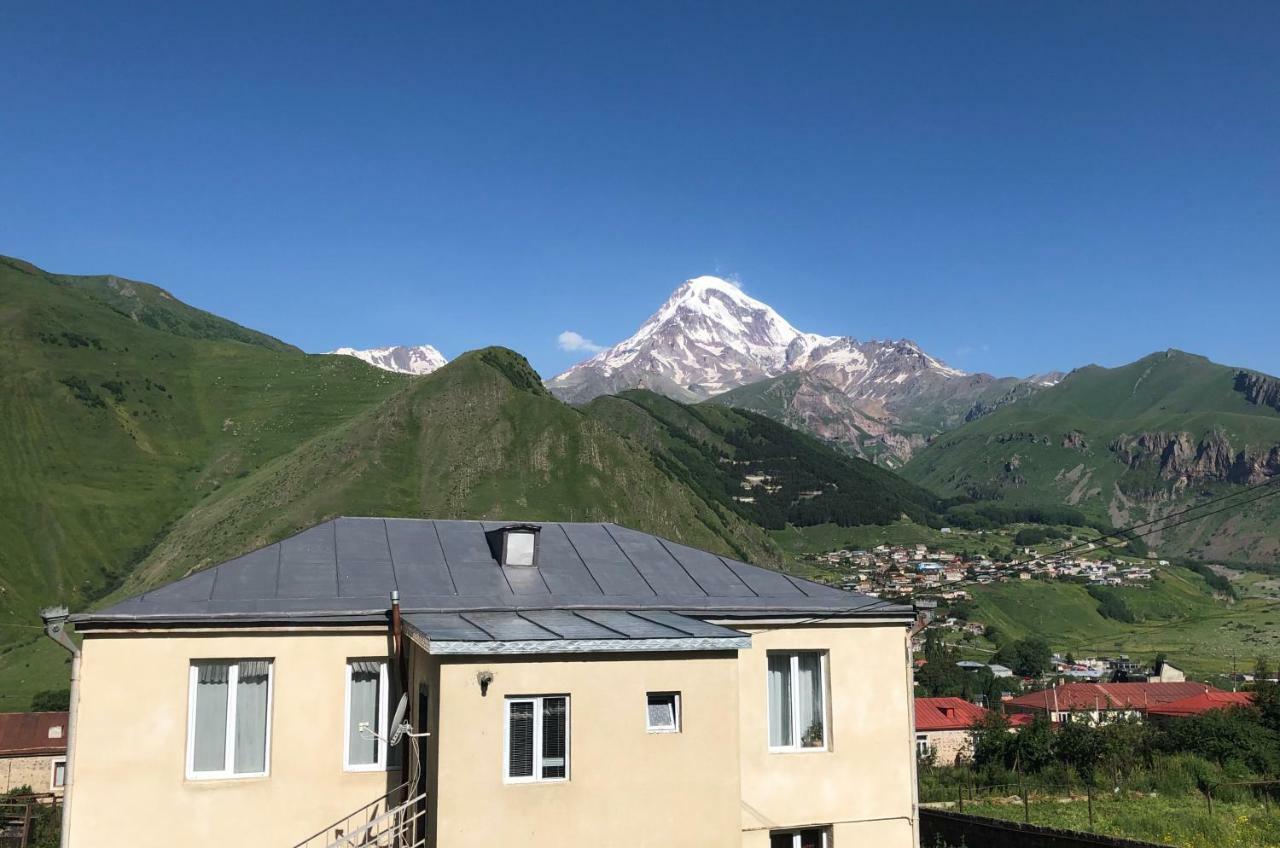 Lia Khaikashvili Guest House Kazbegi Eksteriør billede