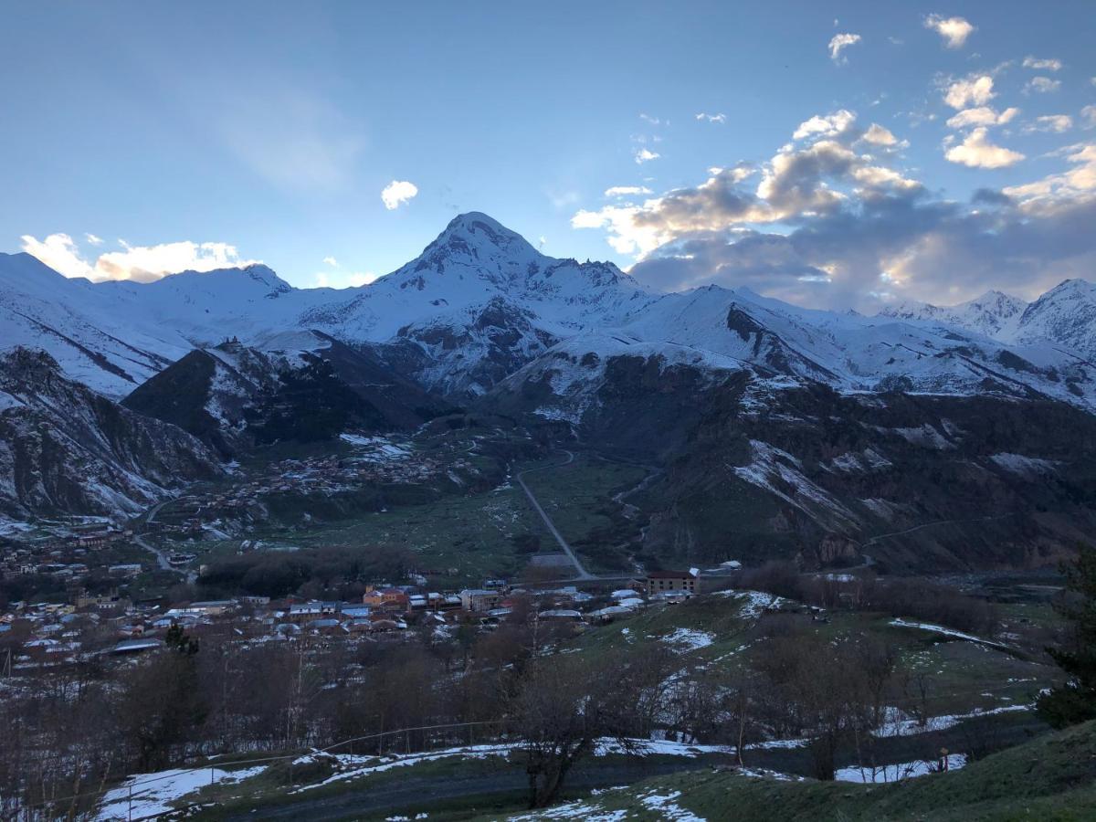 Lia Khaikashvili Guest House Kazbegi Eksteriør billede