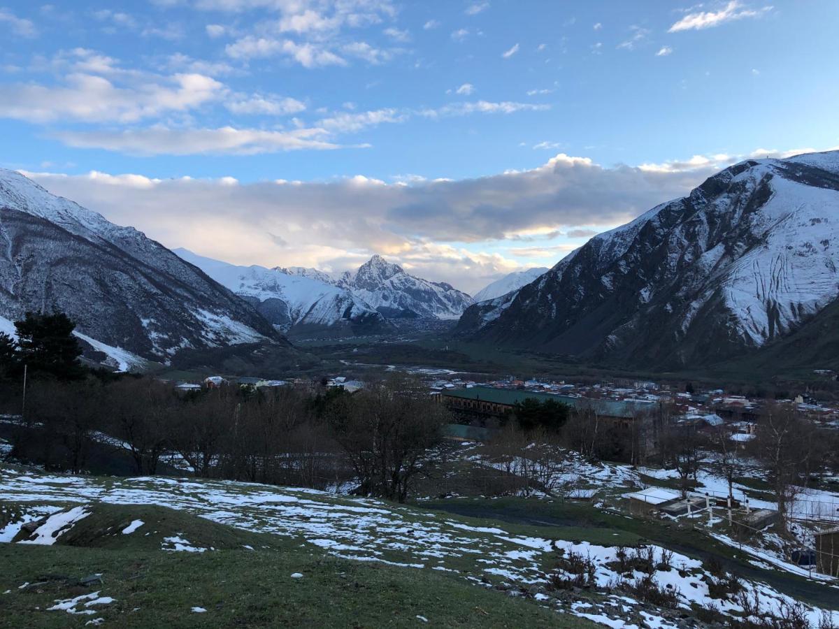Lia Khaikashvili Guest House Kazbegi Eksteriør billede